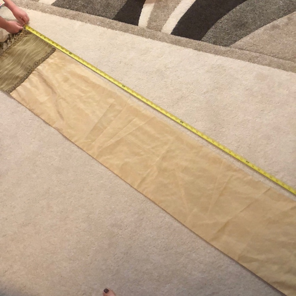 Table runner - Picture 6 of 7